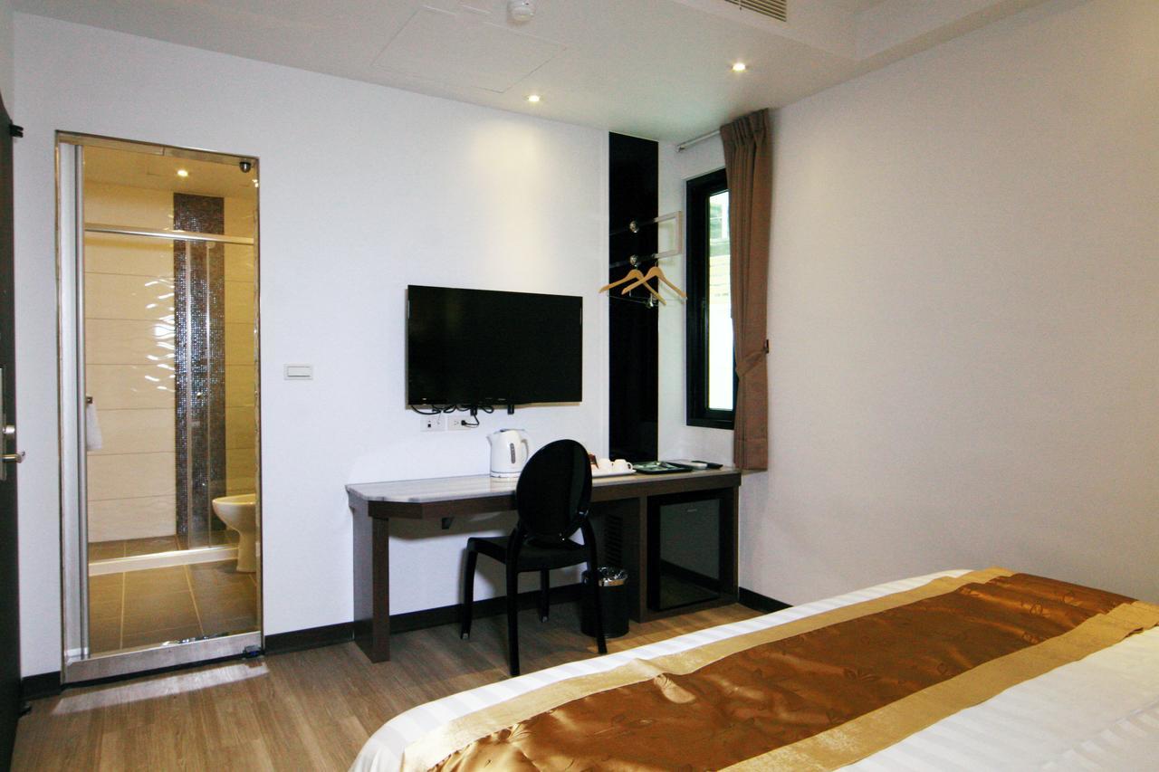 Lihan Hotel Тайбей Екстер'єр фото
