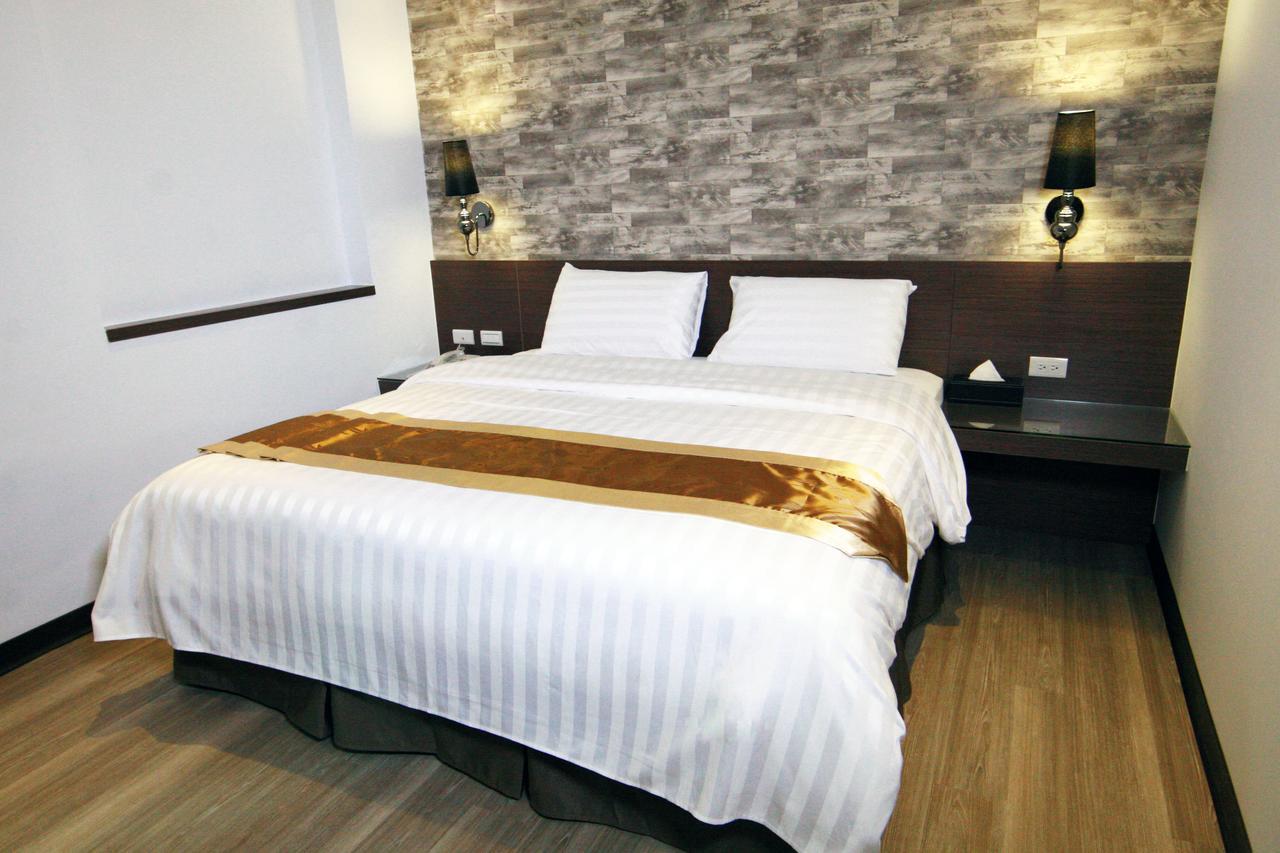Lihan Hotel Тайбей Екстер'єр фото